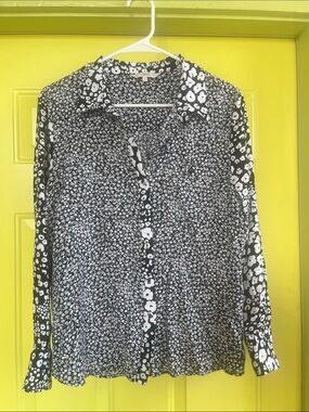 next Black and White Floral Button-Down Shirt